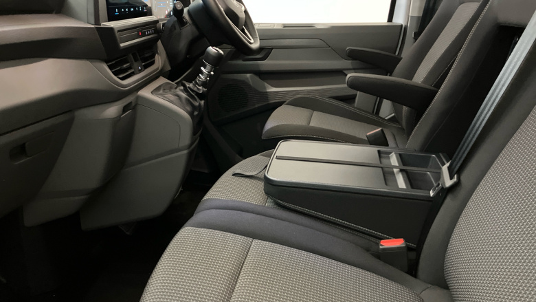 Volkswagen Transporter T32 Lwb Diesel 2.0 TDI 150 Commerce Plus Van